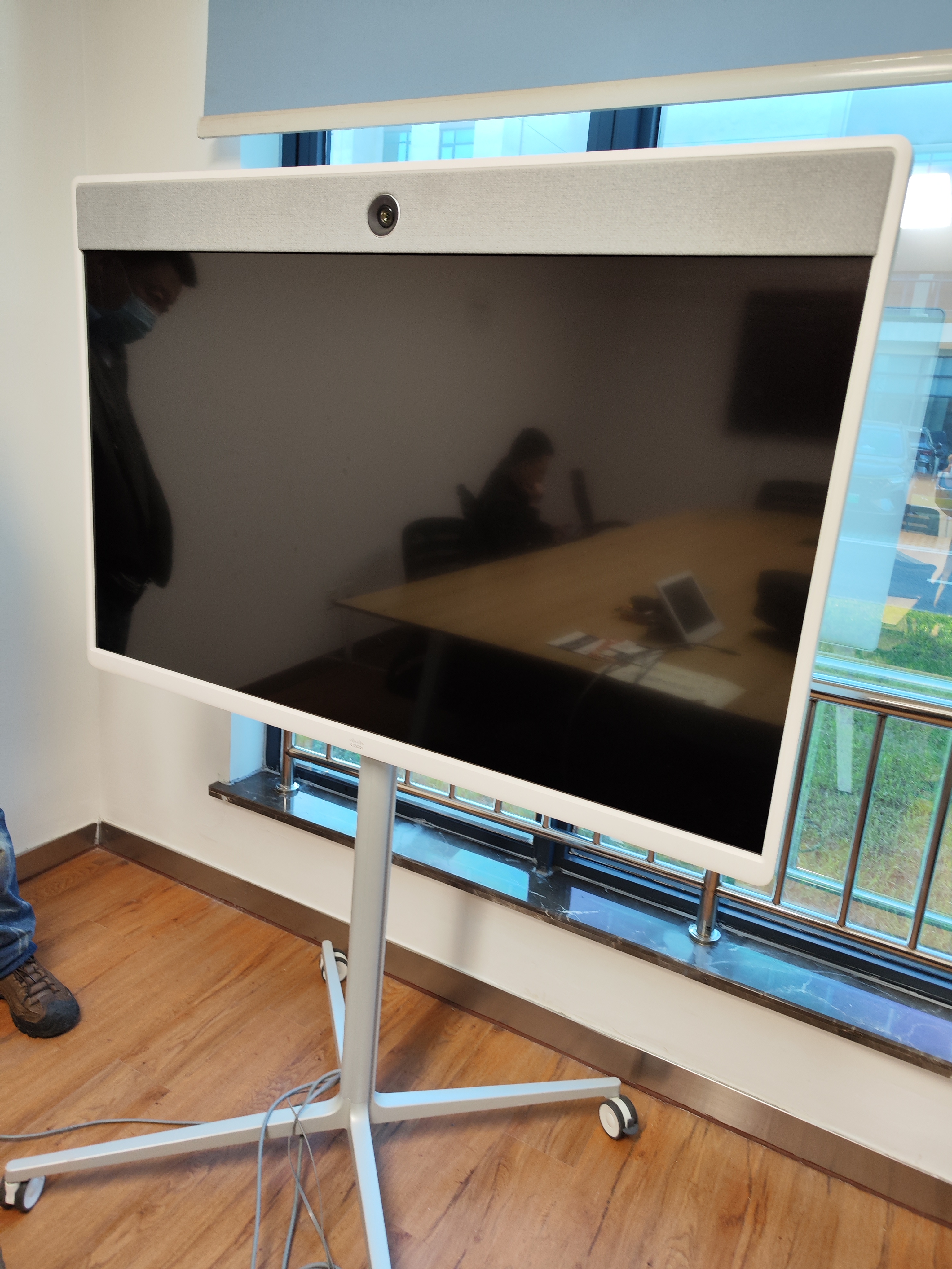 思科Cisco Room55大屏会议终端设备维修